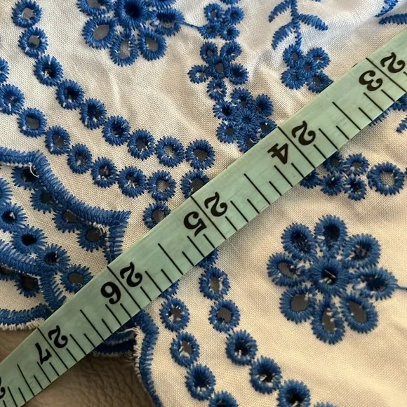 Belle Kim Gravel Floral Embroidered Eyelet Ruffled Neck Blouse size xl - Picture 12 of 16